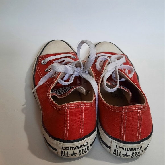 Red Low Cut Converse Sneakers - Picture 2 of 3